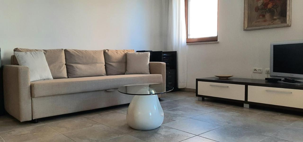 Traumferienwohnung Mit Privatem Pool & Gemuetlicher Grillecke Am Meer, Kroatien, Istrien, Liznjan Bei Medulin - Bester Urlaub An Der Adria, Fuer Paare エクステリア 写真